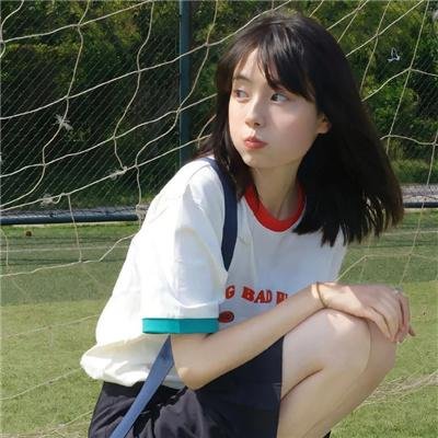 草裙春色海报