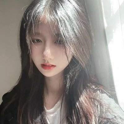 青春王室第三季海报